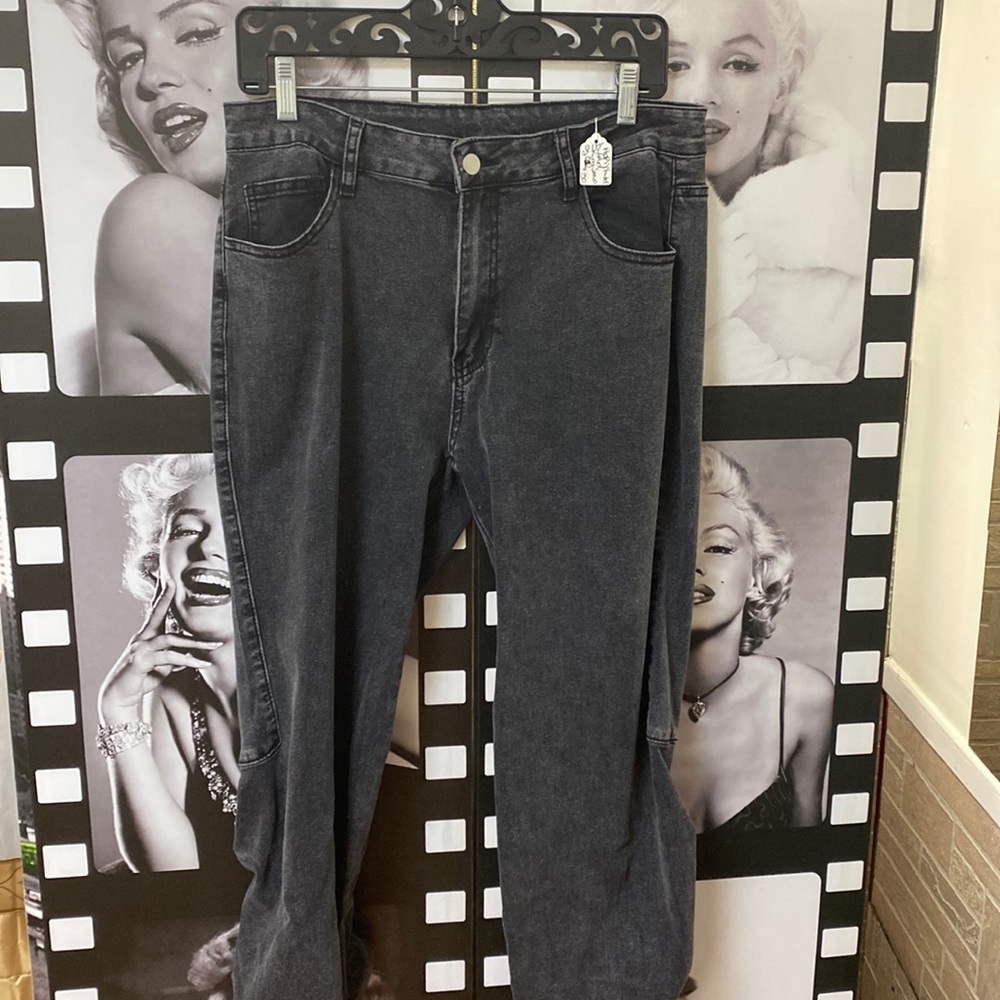 Smokey High Rise Runched Back Slit Denim